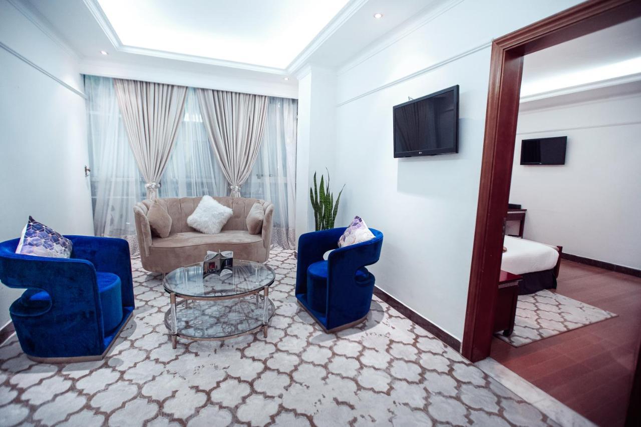 Base Ethiopia International Hotel Адис Абеба Екстериор снимка